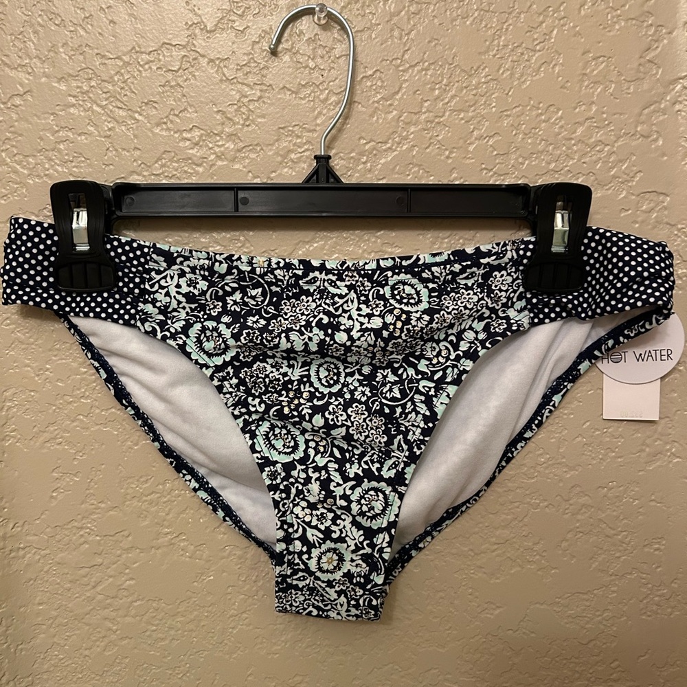 Hot Water NWT Navy Floral Bikini Bottom with Mint Accents, Size Large